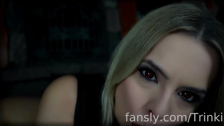 TRINKI ASMR SPECIAL HALLOWEEN ROLEPLAY