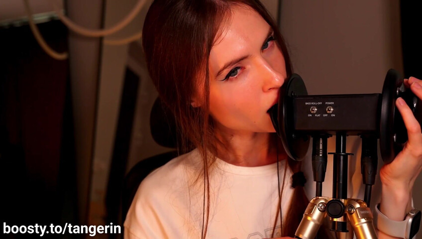 Tangerin ASMR - 3 Sep 2025 - Ear Licking (Close - Slow - Fast - Horizontal)