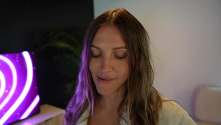 Tatum Christine - Knock Knock Lost Teen Wants Daddy