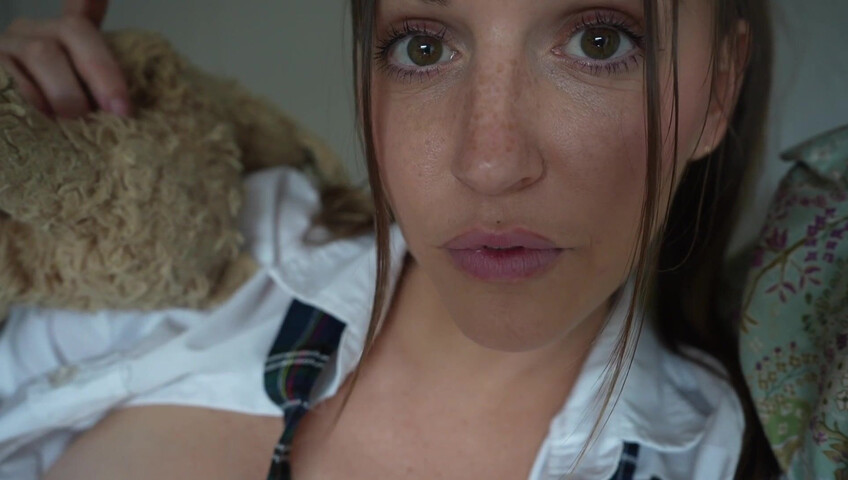 Tatum Christine - Knock Knock Lost Teen Wants Daddy