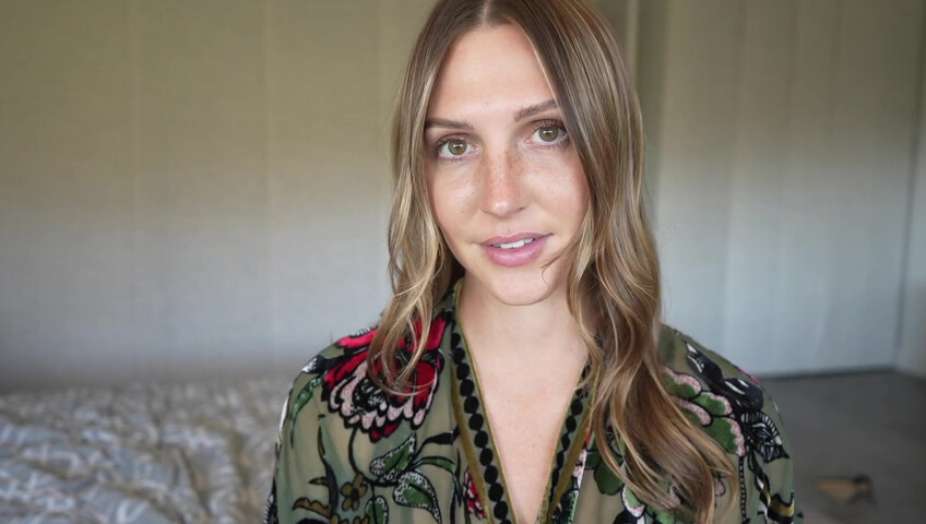 Tatum Christine - Mom's Sticky Situation