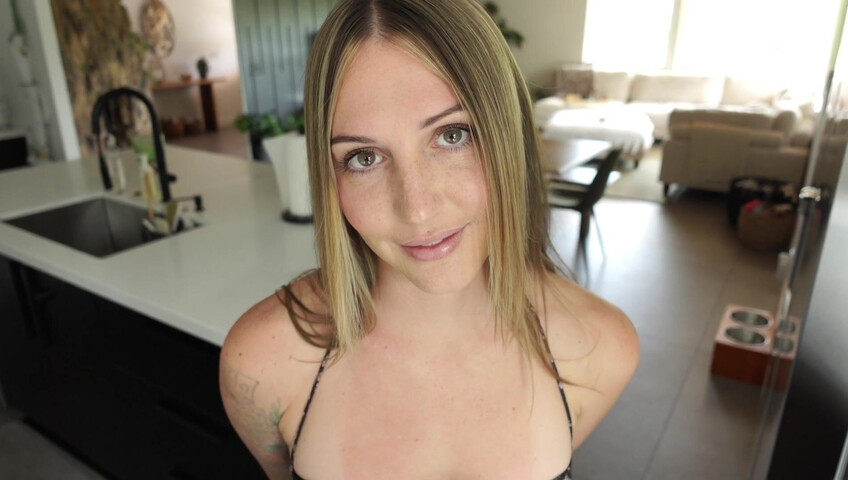 Tatum Christine - Obsessive Sister Makes You Cheat - insidetatum