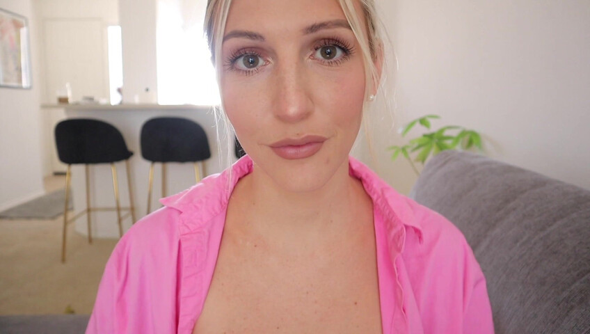 Tatum Christine - Your Neck Fetish For Mommy