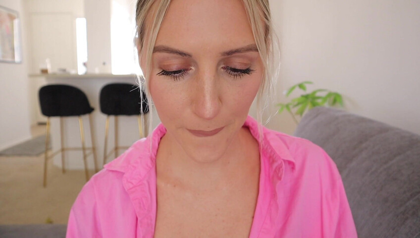 Tatum Christine - Your Neck Fetish For Mommy