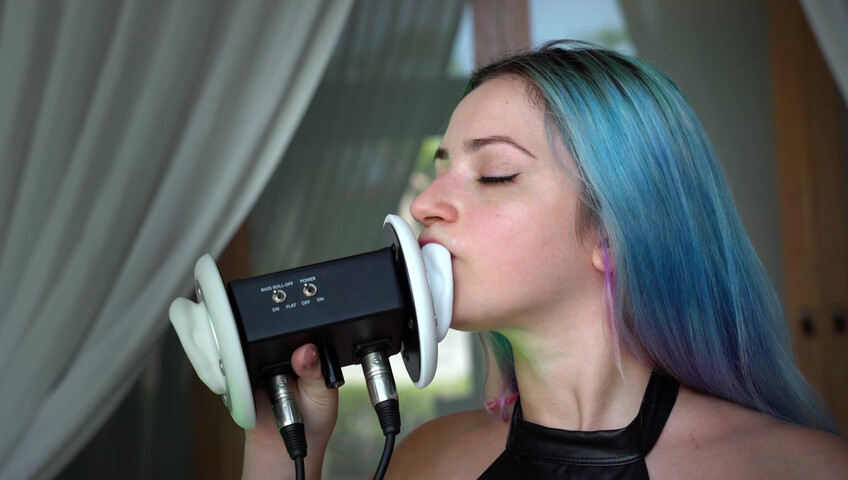 The Sounds of Girls - I Rub Against The Pillow For You, Moaning in Black Latex Suit