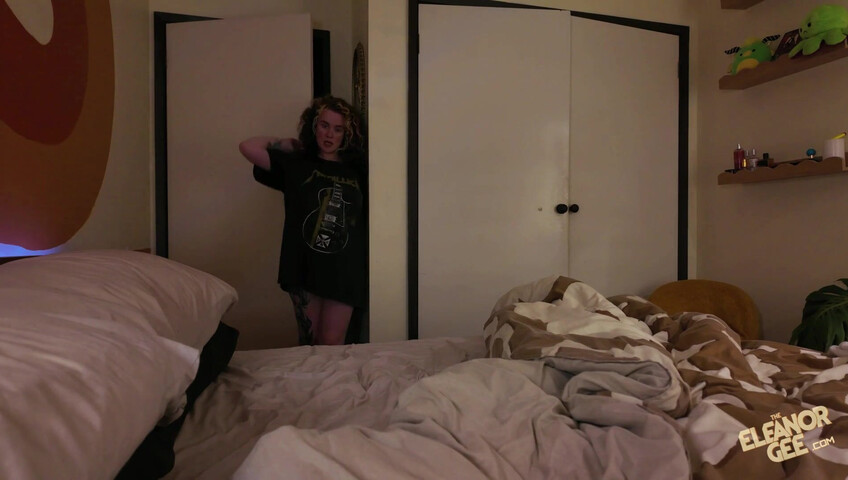 TheEleanorGee - Free Use Sister BD Present