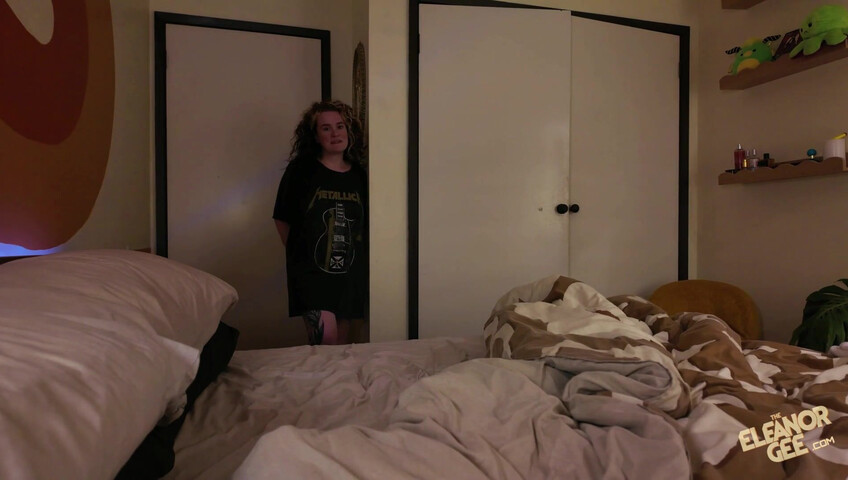 TheEleanorGee - Free Use Sister BD Present