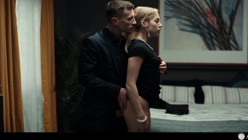 Time Freeze - Soho Spiral - Bella Spark