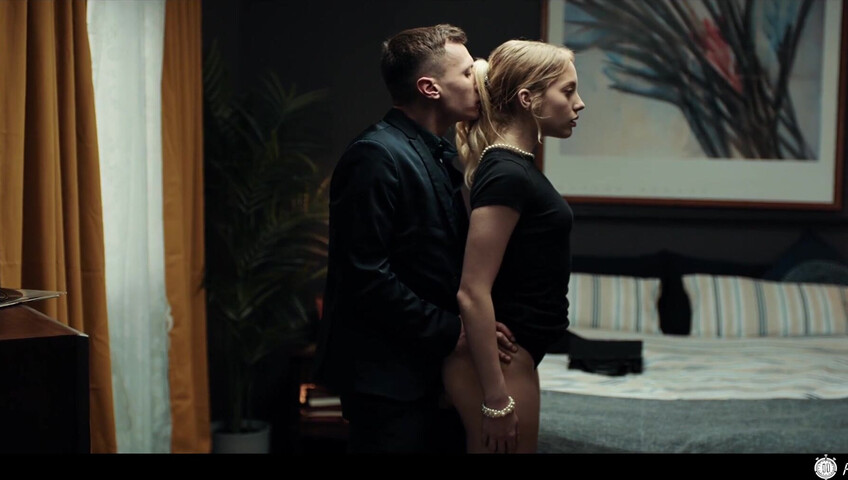 Time Freeze - Soho Spiral - Bella Spark