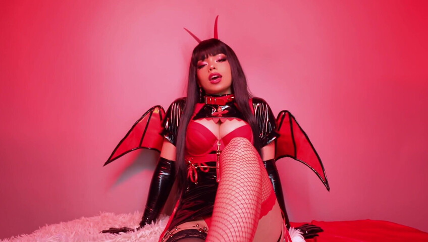 Urlilgoddess - Summoned to Serve But I'm the One in Control