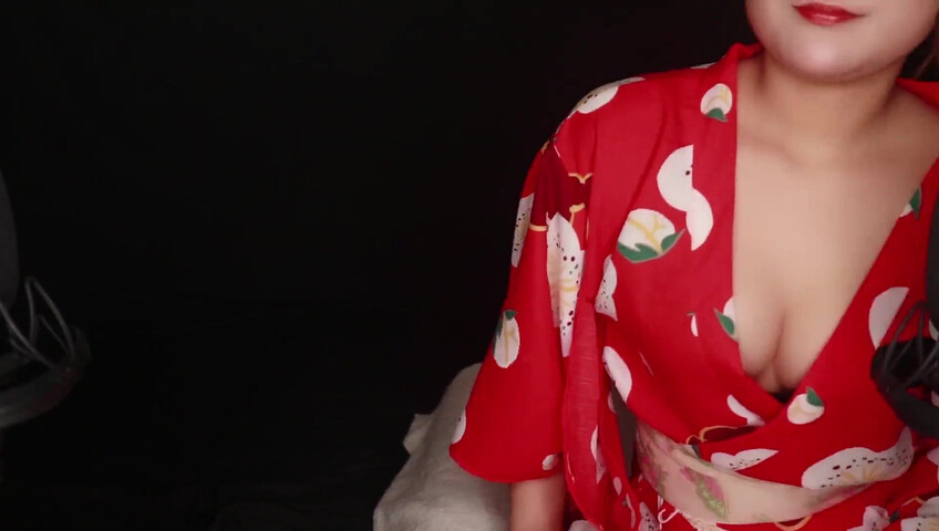 Uying ASMR - Kimono