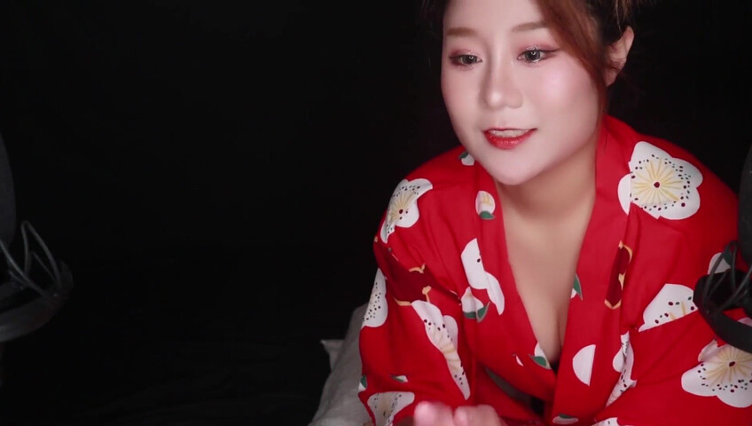 Uying ASMR - Kimono