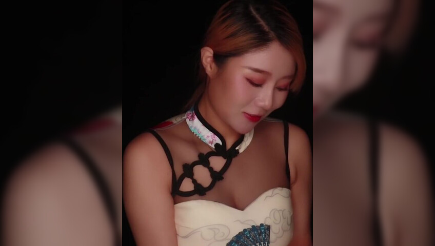 Uying ASMR - Wet Fantasy