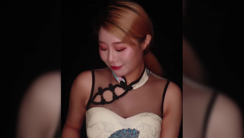 Uying ASMR - Wet Fantasy