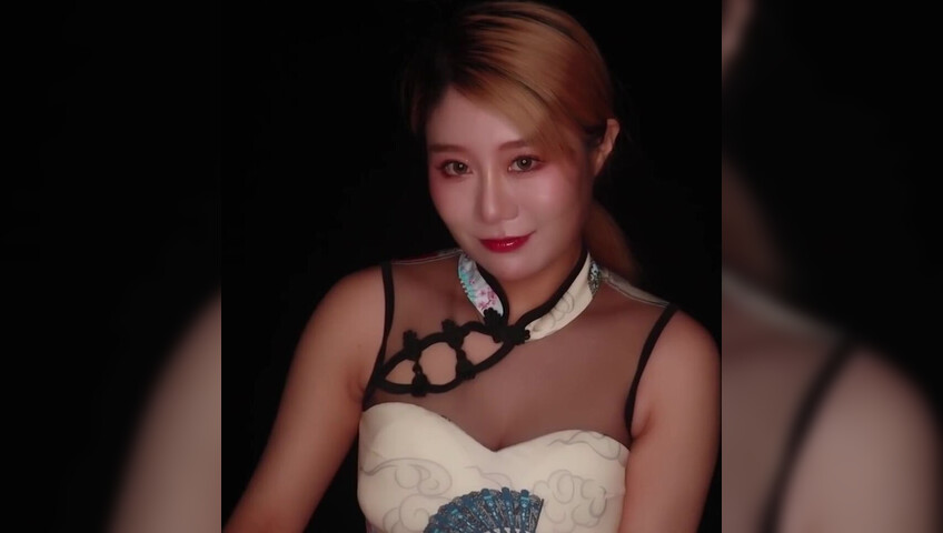 Uying ASMR - Wet Fantasy