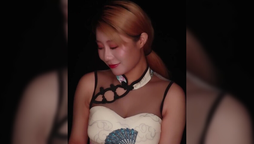 Uying ASMR - Wet Fantasy