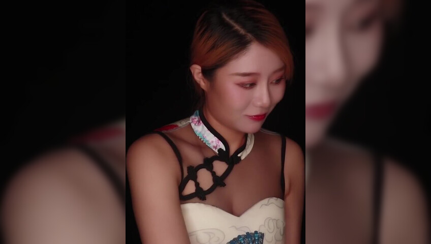 Uying ASMR - Wet Fantasy