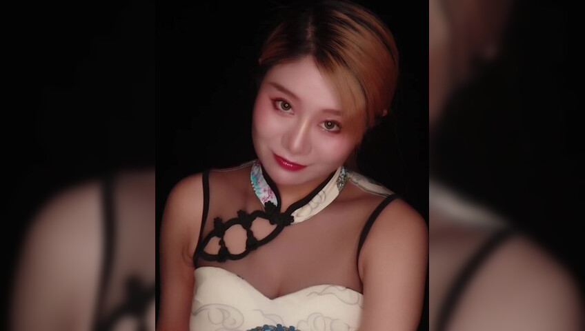 Uying ASMR - Wet Fantasy