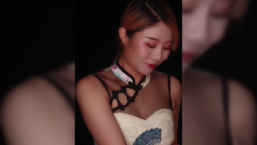 Uying ASMR - Wet Fantasy