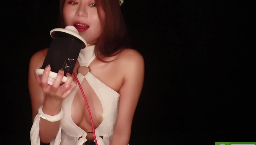Uying ASMR Tits - Lewd Video Queen