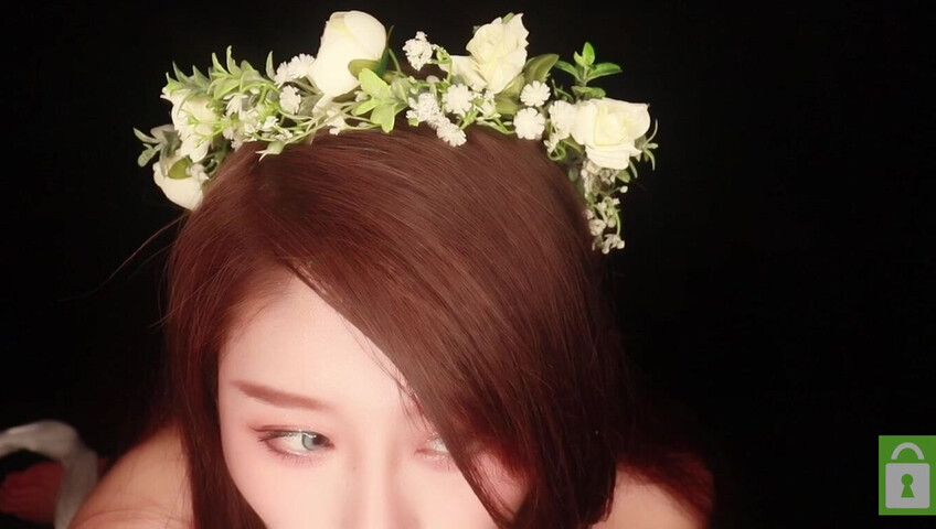 Uying ASMR Tits - Lewd Video Queen