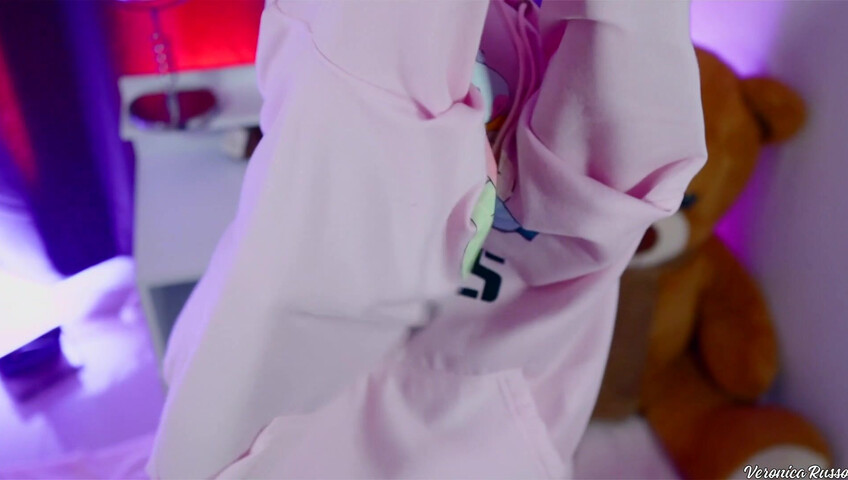 Veronica Russo - Naughty Game Night W Cousin