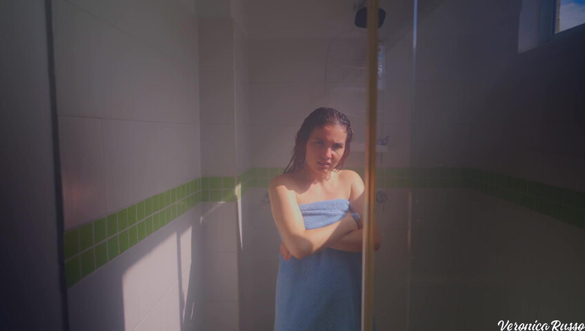 Veronica Russo - Paying The Rent