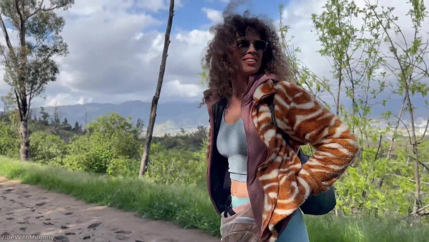 VibeWithMommy - Outdoor Anal