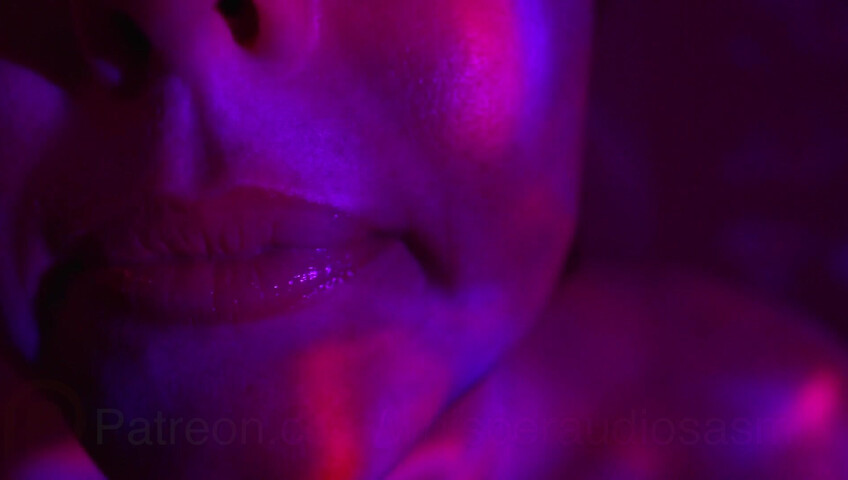 WhisperAudios ASMR - Trippy ASMR Session