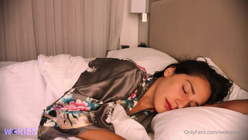 Wokies ASMR - Topless Vacation with Stepmom