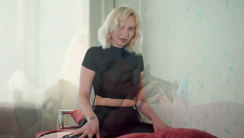 thesounds_of_girls ASMR - Gently Girlfriend Licks Your Ears Intense Mouth Sounds with Elsa (3Dio, 4K)