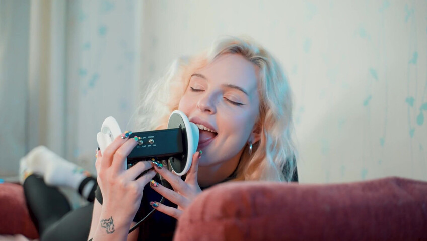 thesounds_of_girls ASMR - Gently Girlfriend Licks Your Ears Intense Mouth Sounds with Elsa (3Dio, 4K)