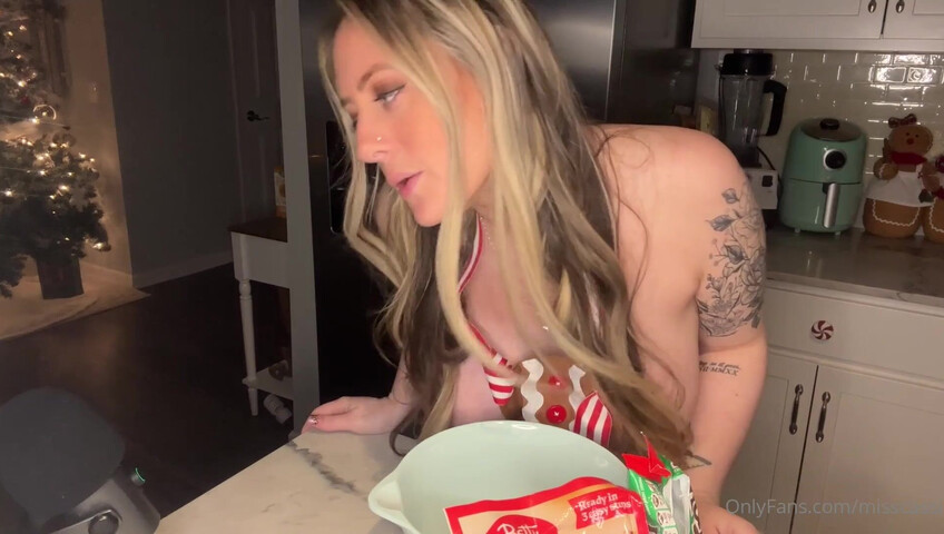 Miss Cassi ASMR - 23 December 2025 - Baking Christmas Cookies