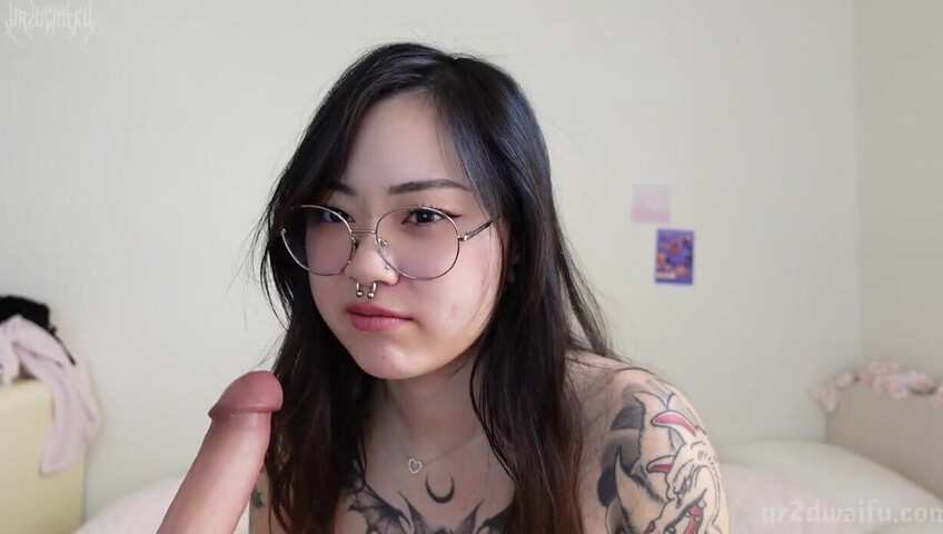 ur2dwaifu – Helping Your Step Sis Lose Her Virginity