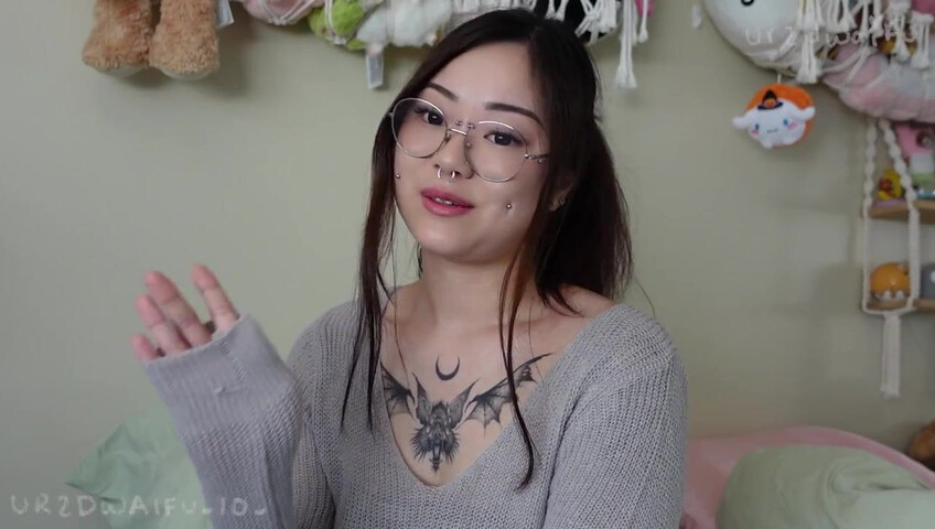 ur2dwaifu – Reluctant step-Mommy