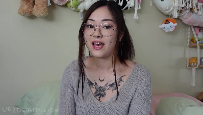 ur2dwaifu – Reluctant step-Mommy