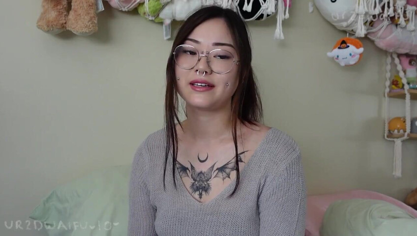 ur2dwaifu – Reluctant step-Mommy