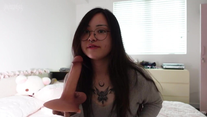 ur2dwaifu – Surprise for step-Mommy