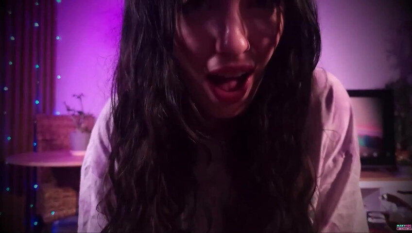 Adria Nite - Younger step-Sisters are Always Better in Bed