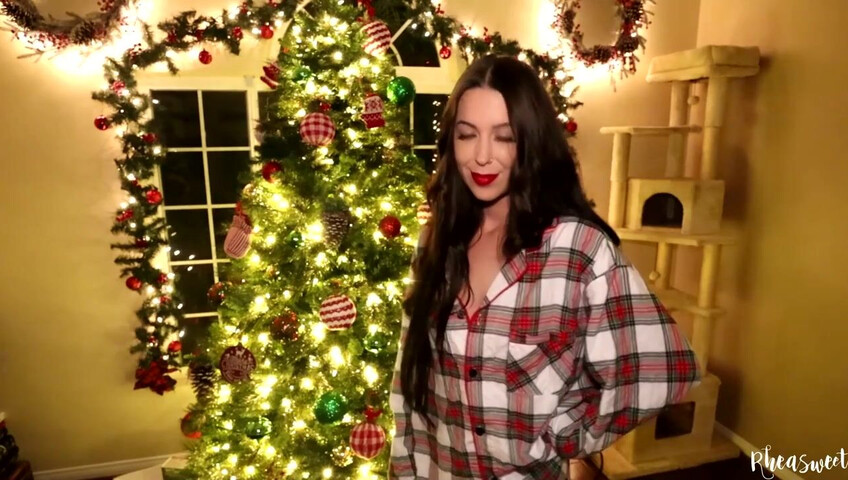 RheaSweet - Holidays with StepMommy