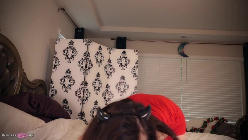 Ellie Idol – THE SUCCU-BOSS DRAIN: FROM HERO TO MINDLESS PUPPET