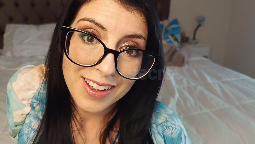 Loreena Fox – Cruising with StepMom