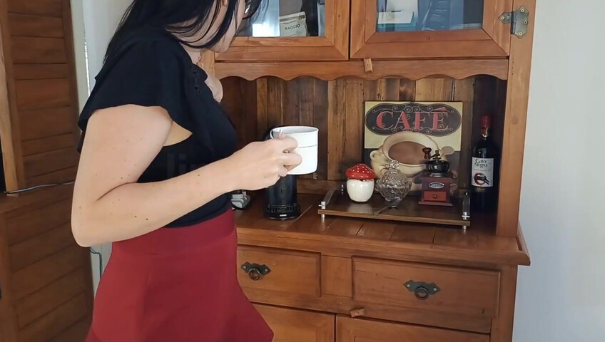 Loreena Fox – April Fool's Day - Pranking step-Mommy