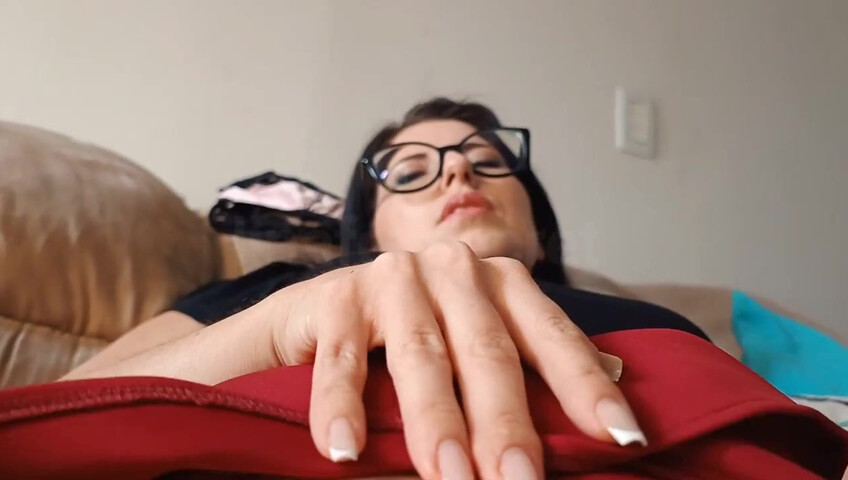 Loreena Fox – April Fool's Day - Pranking step-Mommy