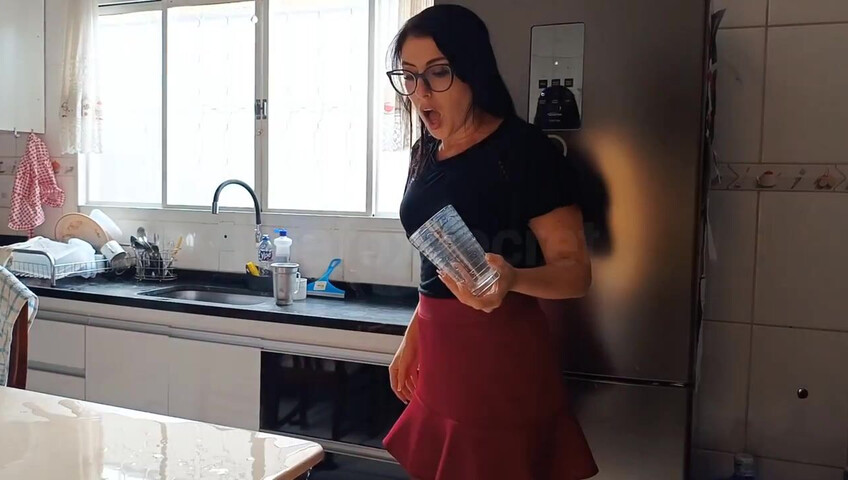 Loreena Fox – April Fool's Day - Pranking step-Mommy