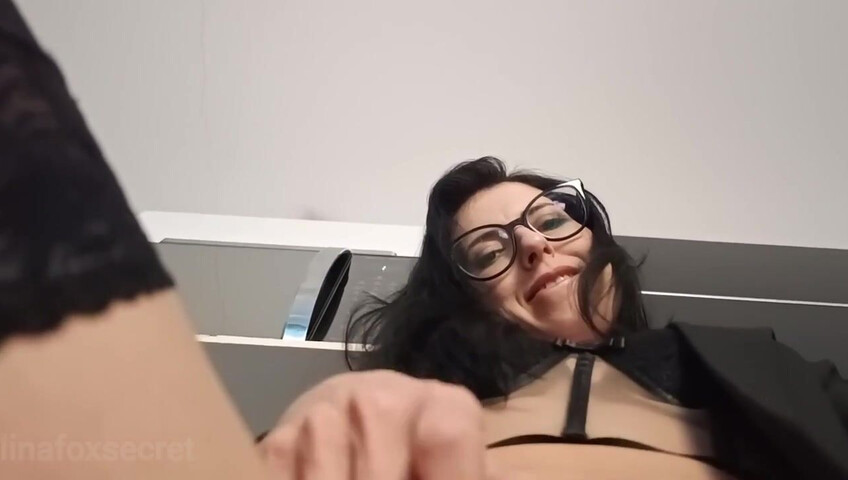 Loreena Fox – Milf next door Blackmails you – pt. 2