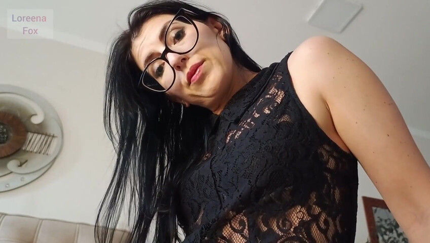 Loreena Fox – Step-Mommy Gives You A Spanking