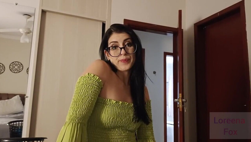 Loreena Fox – Stealing Stepmom's Panties