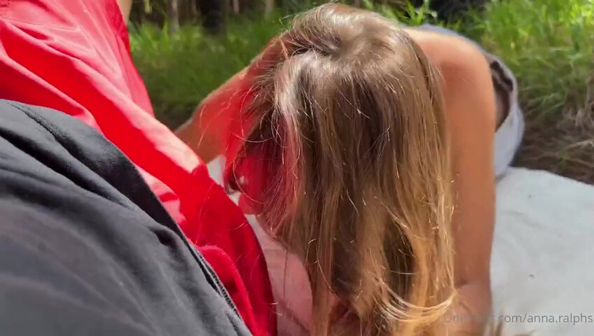 Dean Ralphs and Anna Ralphs - Nature Blowjob with Facial