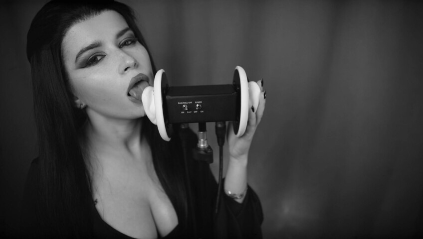 Lerka ASMRka - Halloween ASMR Morticia Addams | Ear licking
